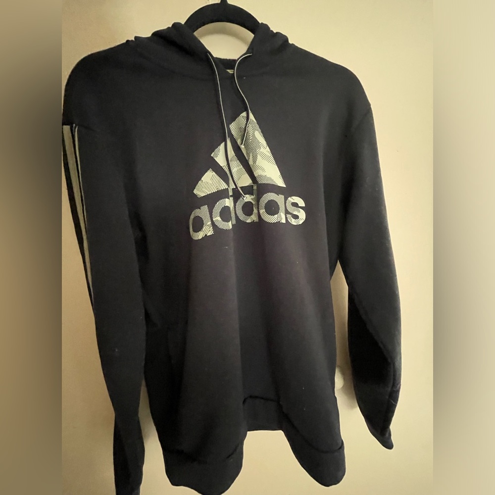 Men’s adidas hoodie size s